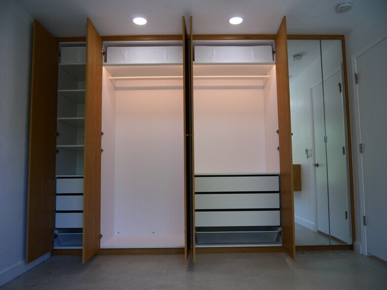 Building Photo - 11092 Orangewood Dr