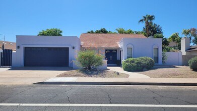 Building Photo - Nice Three Bedroom Home in Mesa With a Pool