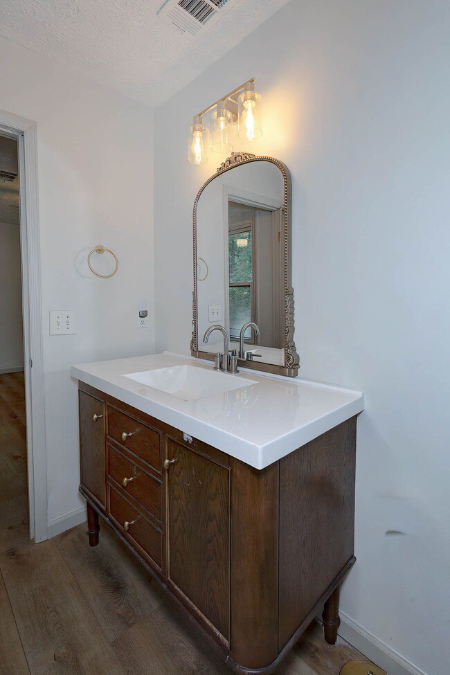 Building Photo - Completely Renovated 3BR/2BA in Columbus — Minutes from Fort Benning