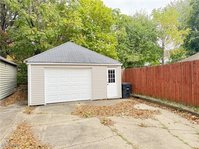 Building Photo - 2231 13th St SW