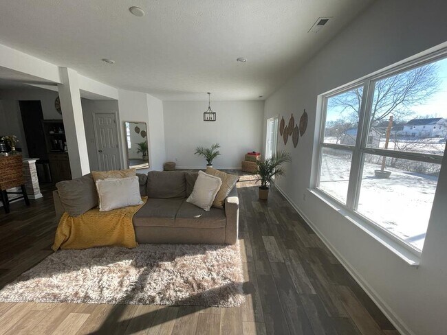 Building Photo - 10247 Caprock Canyon Dr