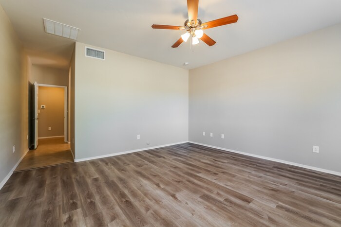 Building Photo - 124 N Hayfield Draw Ln