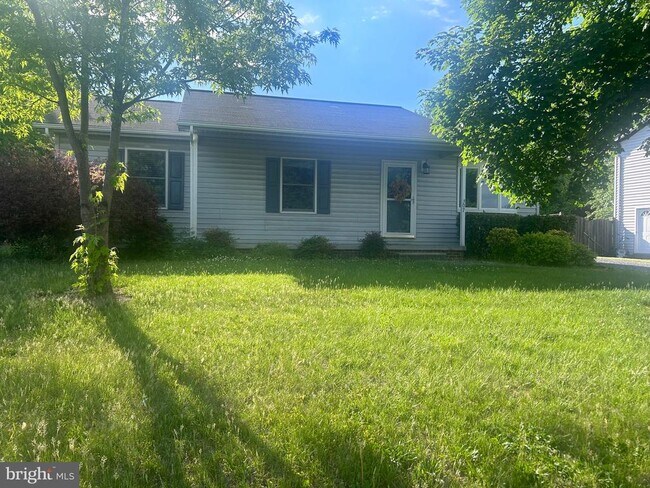 Building Photo - 307 Raven Rd