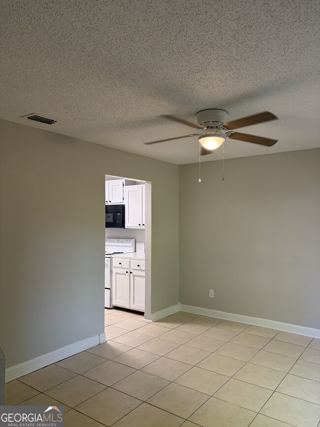 Building Photo - 724 Morningside Ln