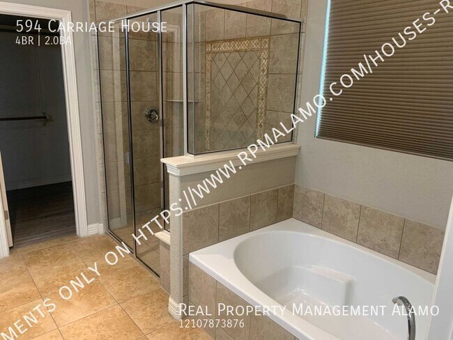 Building Photo - 594 Carriage House