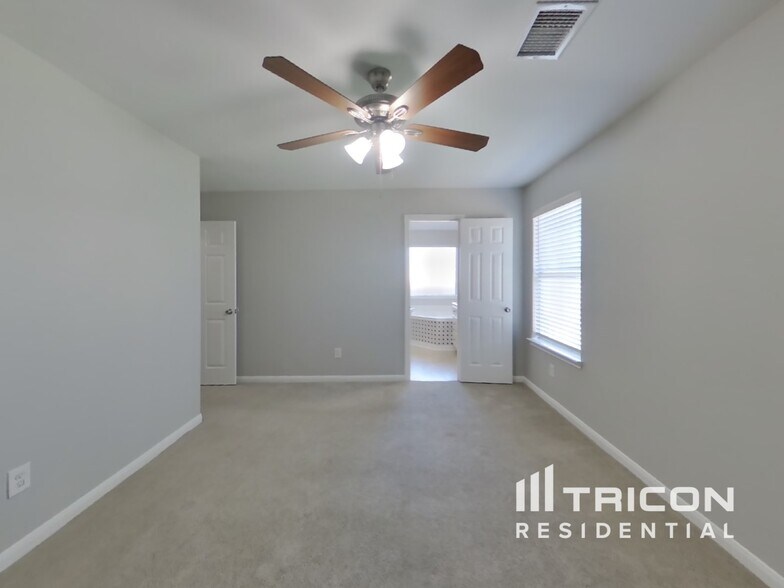 Building Photo - 28715 Nueces River Ct