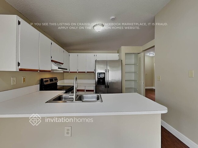 Building Photo - 14641 N Beckley Square