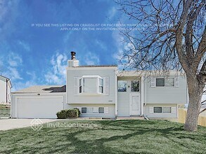 Building Photo - 10941 Albion Dr