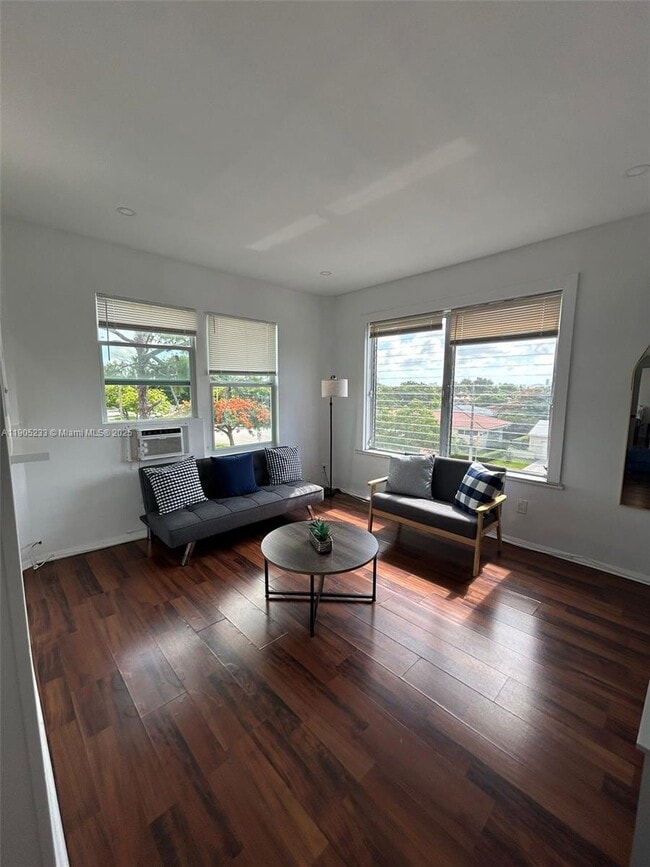 Primary Photo - 444 Ponce de Leon Blvd