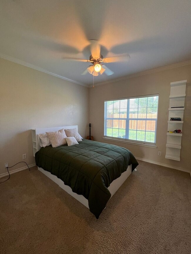 Building Photo - 1535 Glenwood Dr