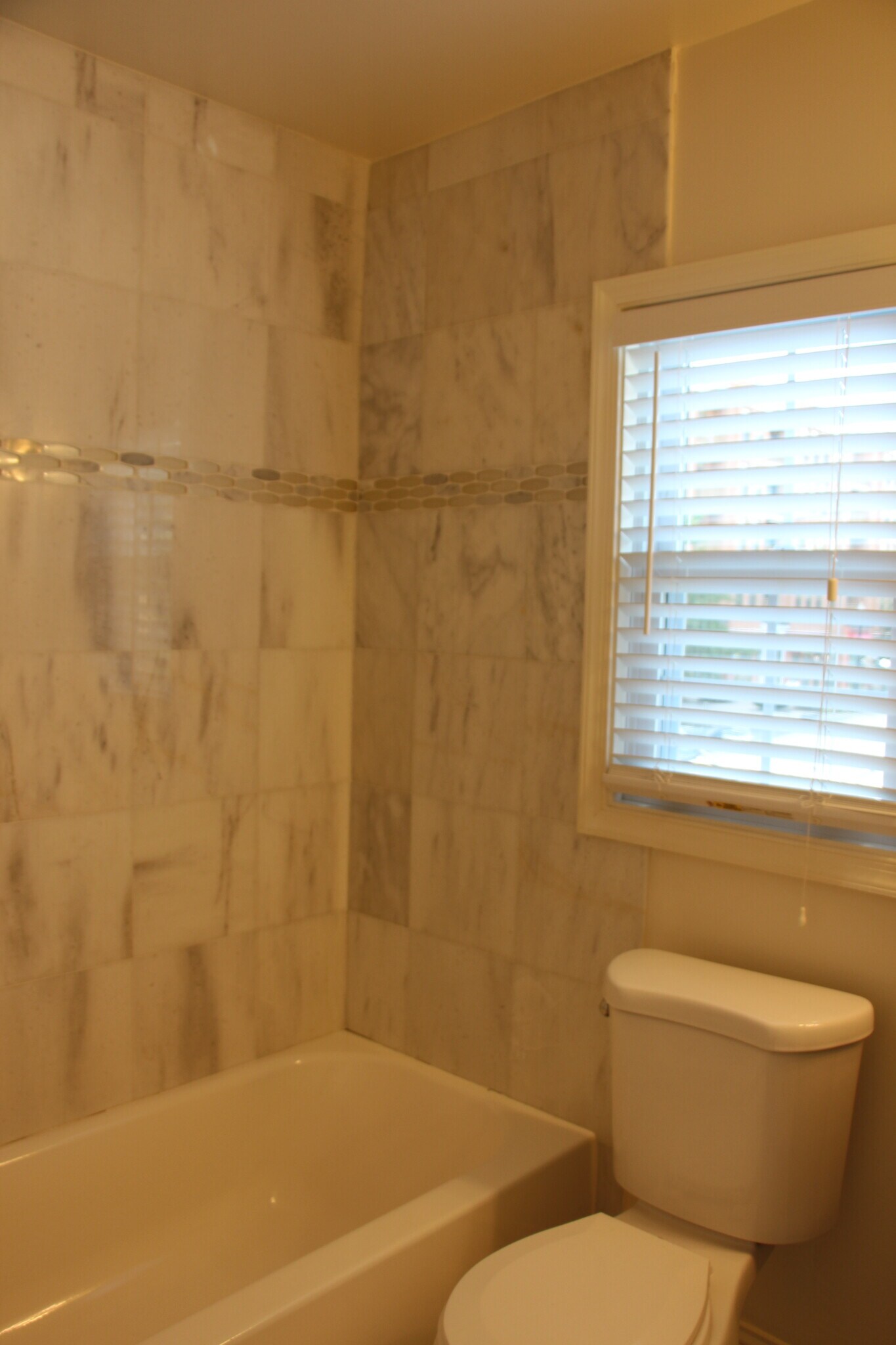 Building Photo - 911 N Fillmore St