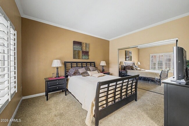 Building Photo - 4106 E Sunnyside Dr