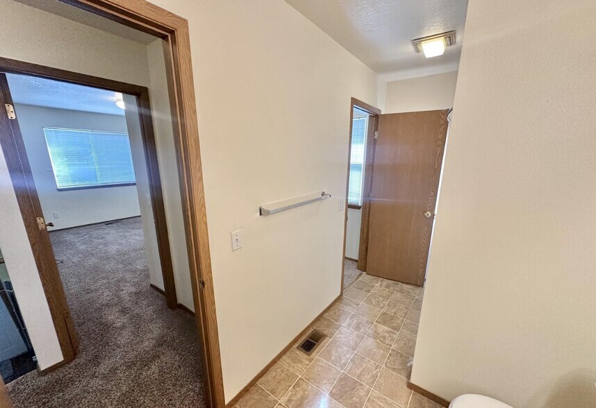 Building Photo - 107 N Caton St