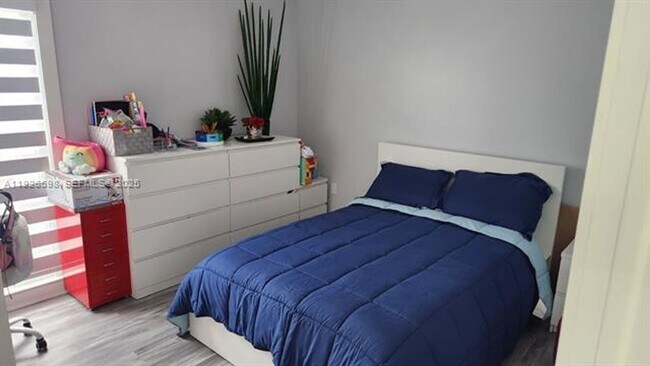 Building Photo - 11521 SW 80th Terrace