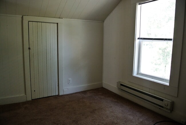 Building Photo - 1510 1st Ave SE