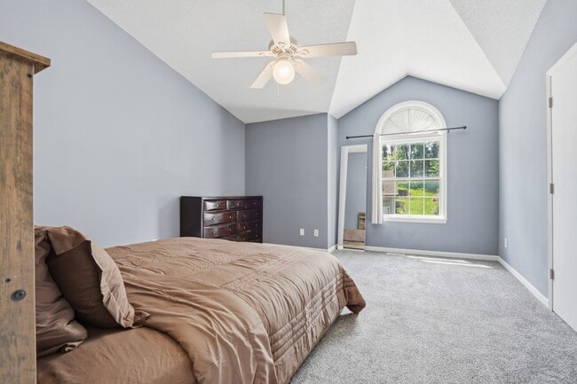 Building Photo - 2415 Catskill Ct