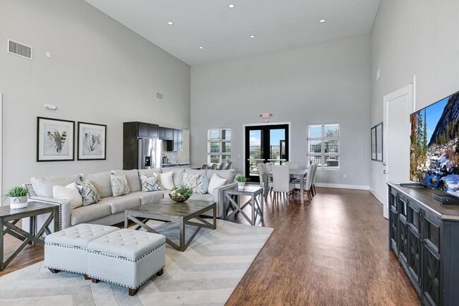 Building Photo - 8607 McKamy Dr