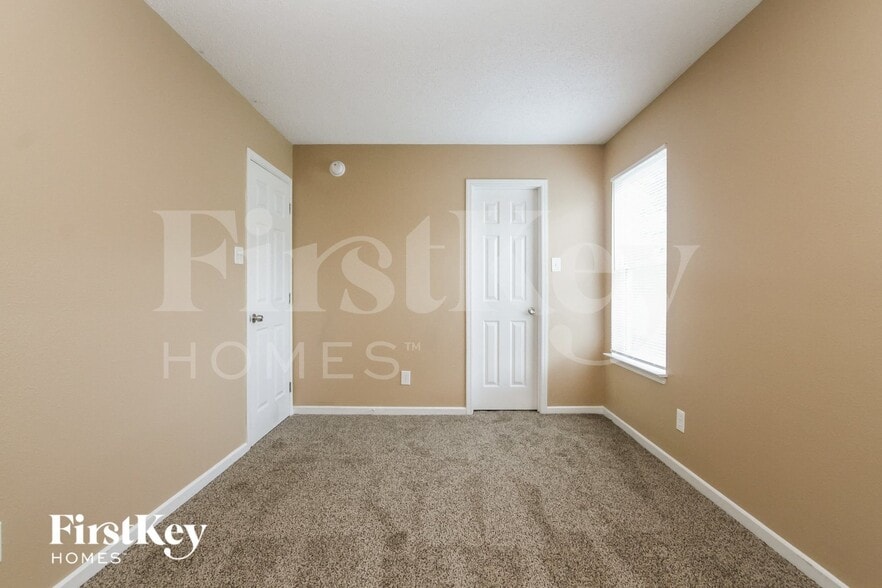 Building Photo - 6609 Black Antler Dr