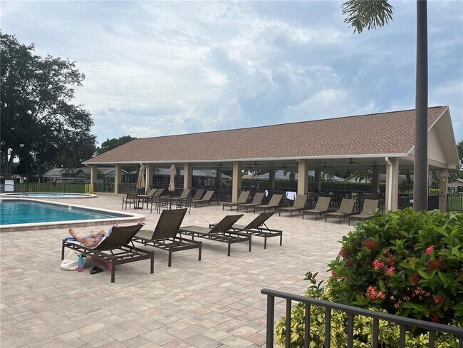Building Photo - 3160 Highlands Blvd