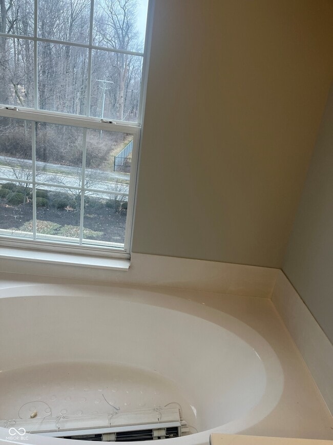 Building Photo - 1002 Cavendish Dr