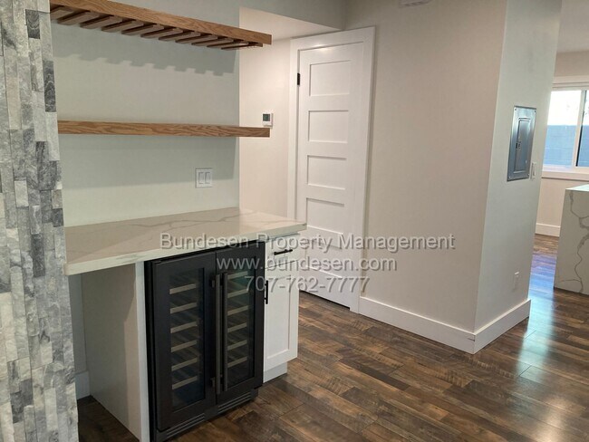 Building Photo - 126 Blue Wing Dr