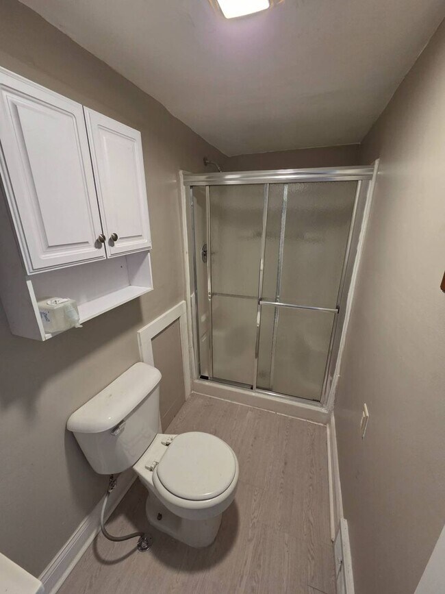 Building Photo - 3027 Fortune Ave