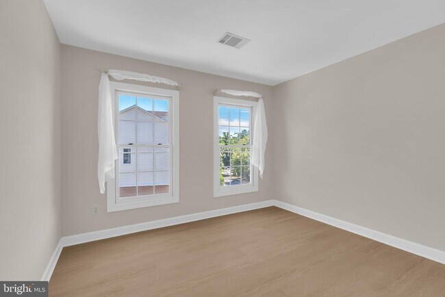 Building Photo - 9902 Michael Schar Ct
