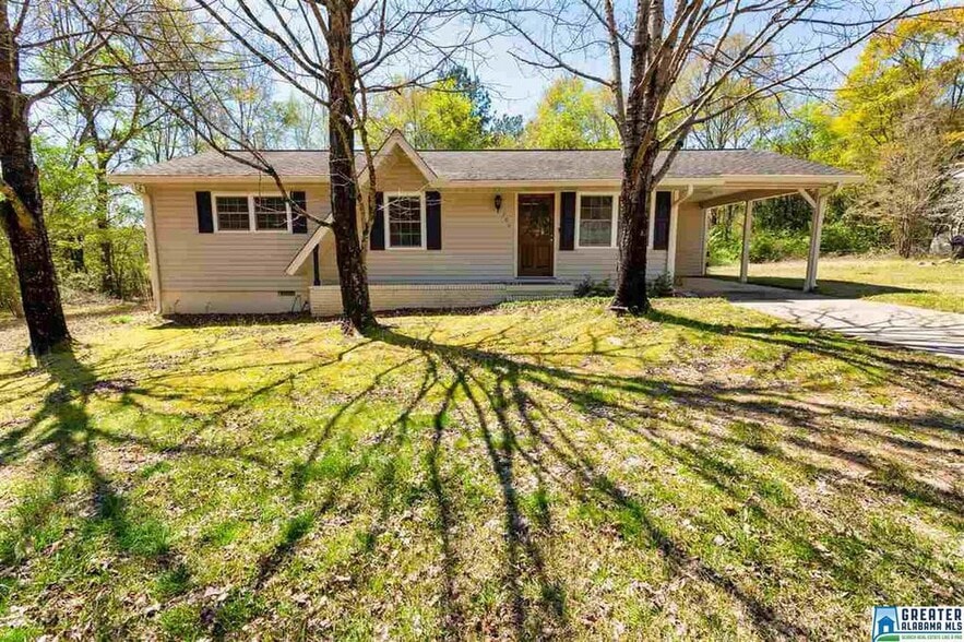 Building Photo - 707 Truss Ferry Rd