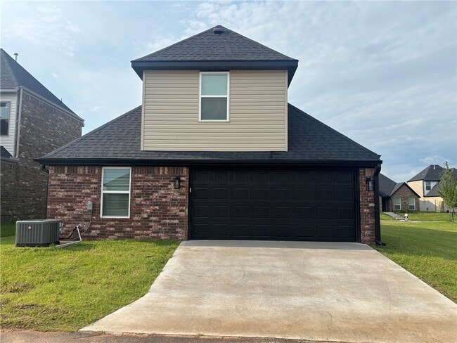 Building Photo - 3101 SW Lovely Ln
