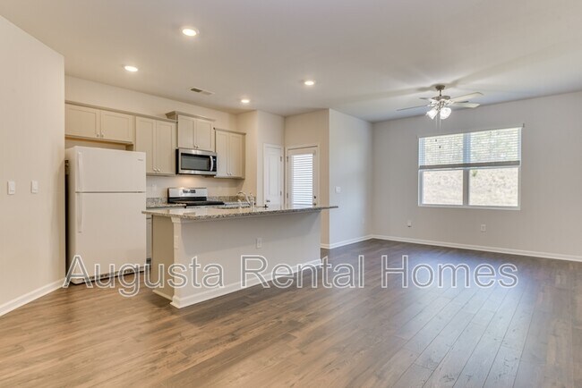 Building Photo - 818 Quaint Parish Cir