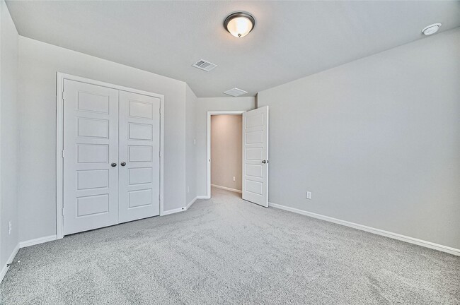 Building Photo - 27231 Blue Pool Dr