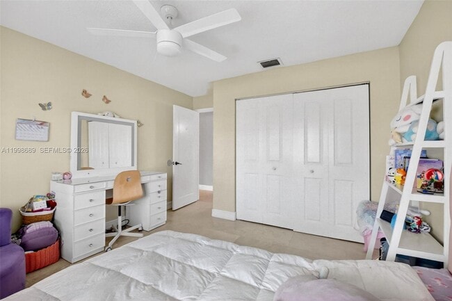 Building Photo - 9592 Majestic Way