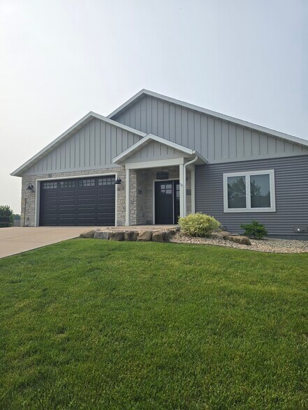 Front Door - 223 Westmorland Dr