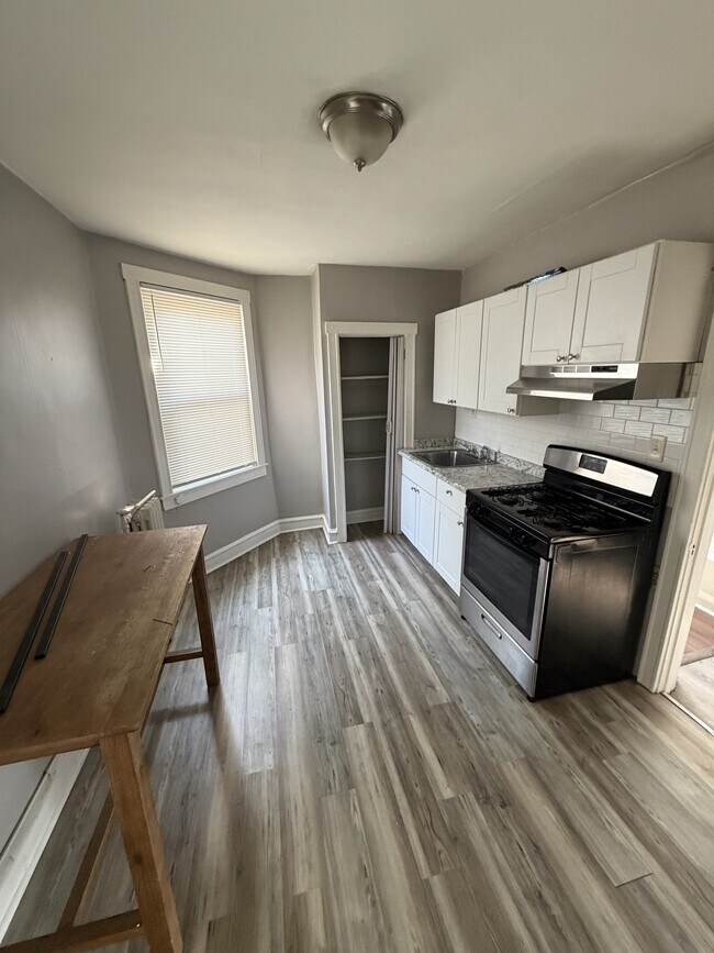 Building Photo - 6529 Torresdale Ave