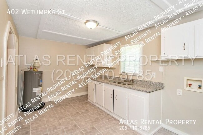 Building Photo - 402 Wetumpka St