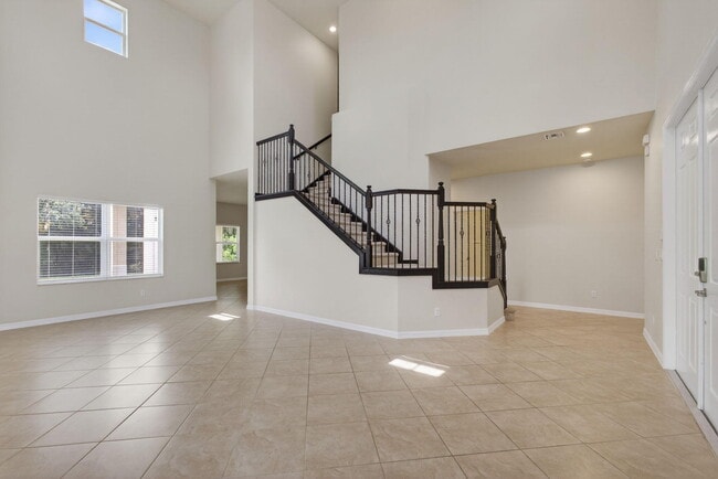 Building Photo - 136 Behring Way