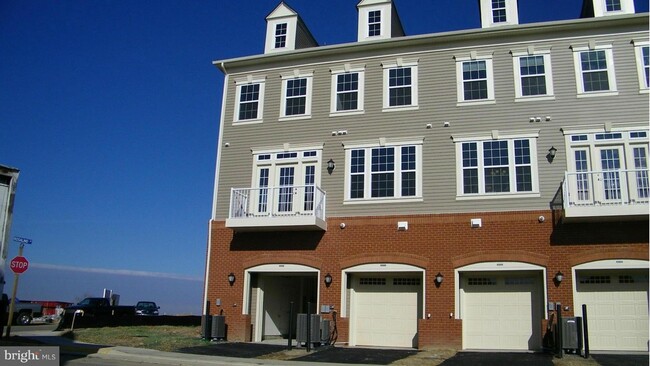 Building Photo - 42602 Hardage Terrace