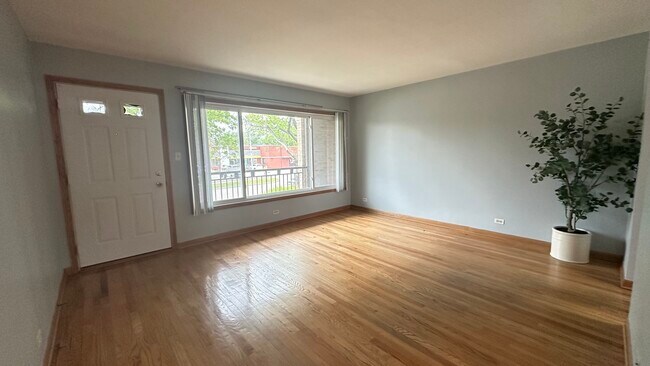 Building Photo - 4935 N Harlem Ave