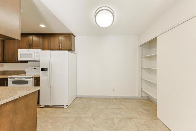 Building Photo - 590 Telegraph Canyon Rd