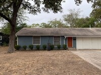 Building Photo - 1201 Norwood Rd