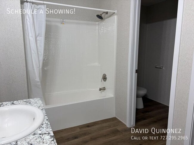 Building Photo - 107 Dayflower Cir