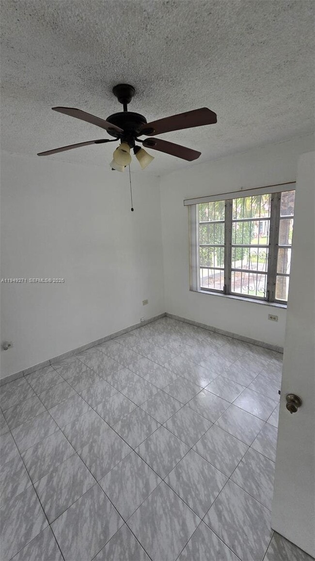 Building Photo - 2340 SW 11th St