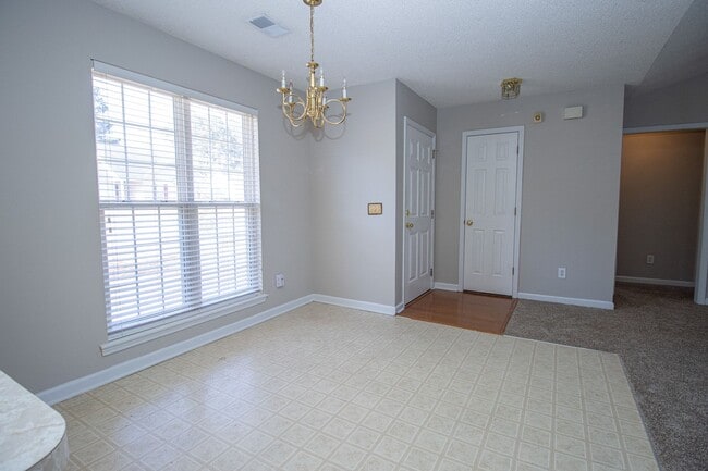 Building Photo - Spacious 3BR/2BA Home Near Fort Jackson & VA Hospital *Military Discount Offered!