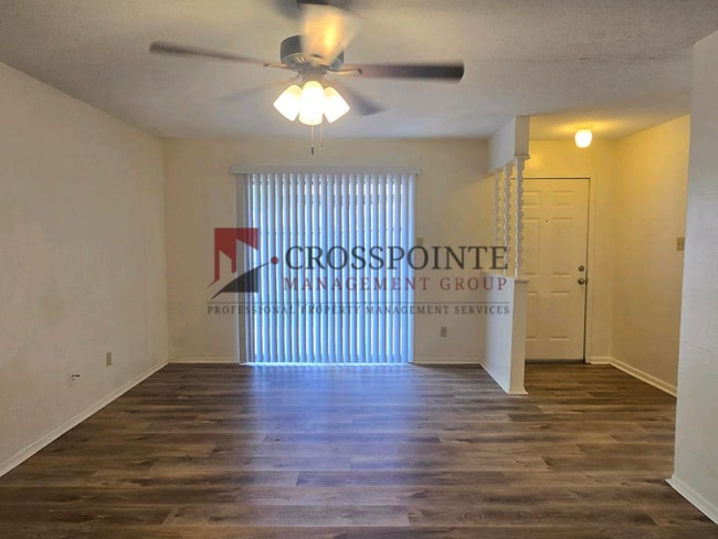 Building Photo - Coming Soon! Cozy 3 Bedroom Unit!