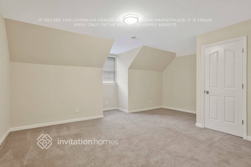 Building Photo - 1493 Fallsbrook Ct NW