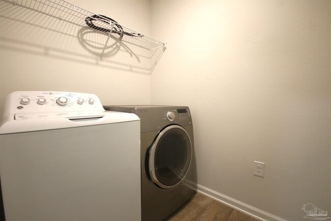 Building Photo - 10589 Queens Gate Cir