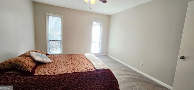 Building Photo - 5151 Roswell Rd