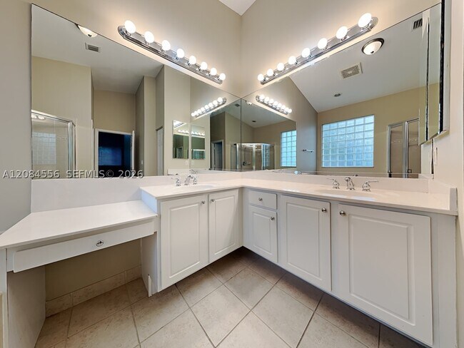 Building Photo - 4803 San Andros