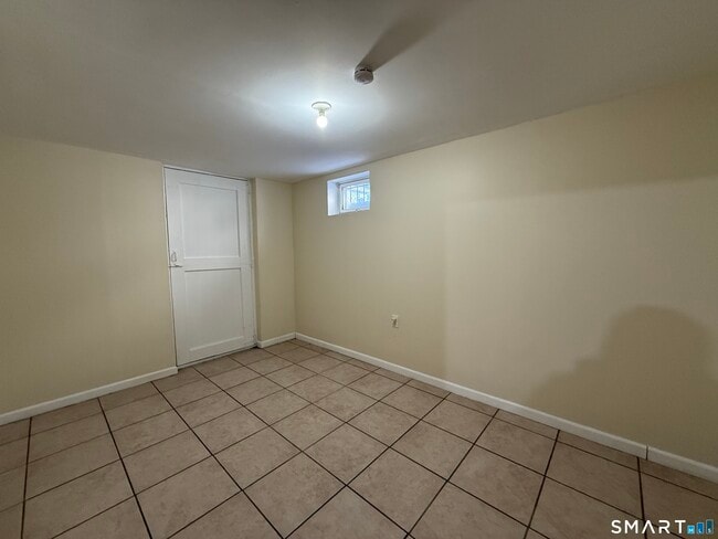 Building Photo - 769 Ogden St