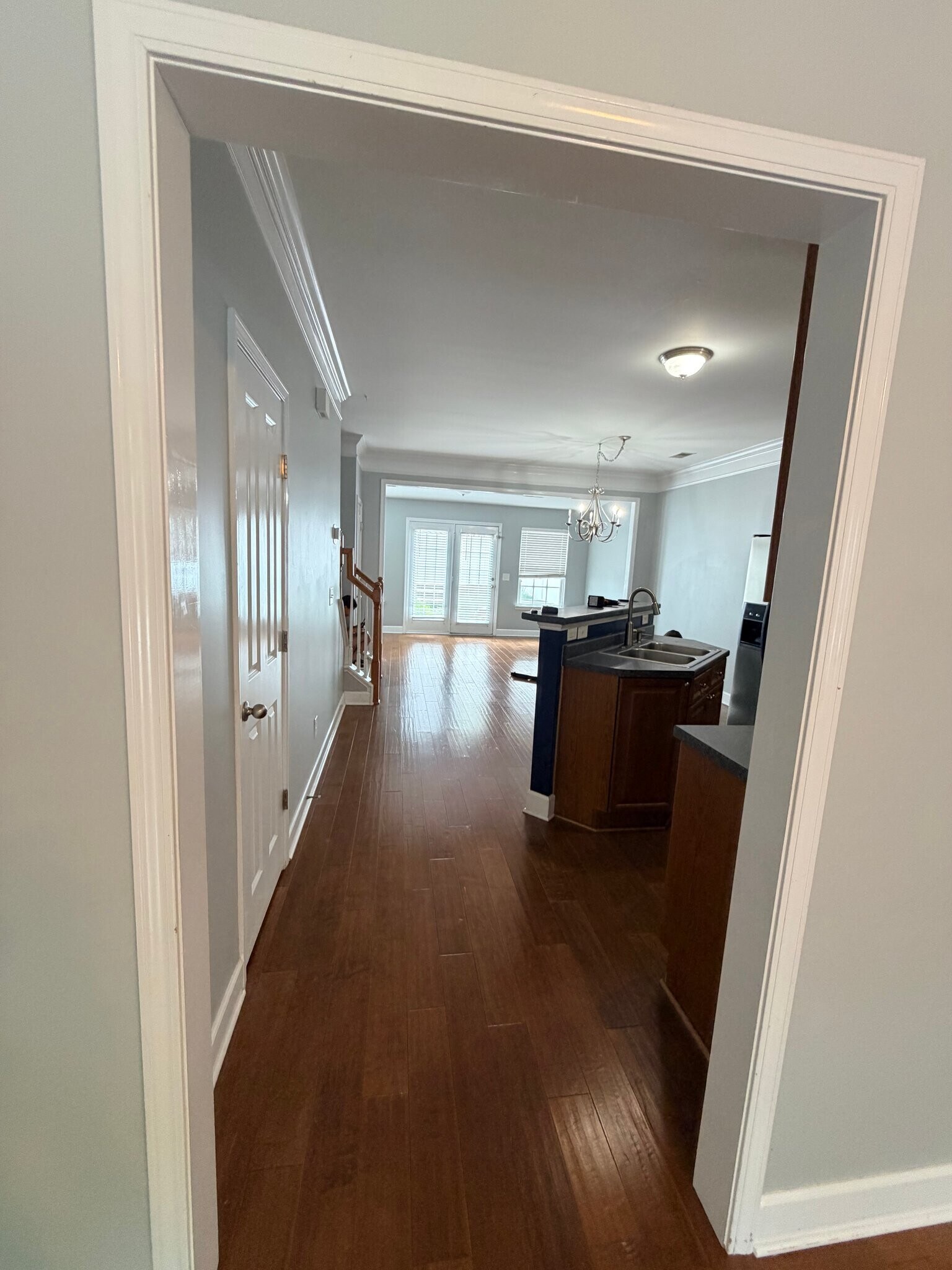 Building Photo - 7031 Sunnywood Dr